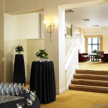 Forest Of Arden And Country Club 4*