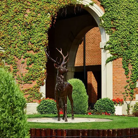 Forest Of Arden And Country Club