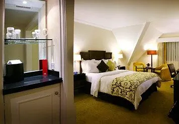 Forest Of Arden And Country Club Szálloda 4*