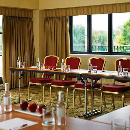 Forest Of Arden And Country Club Hotel 4*